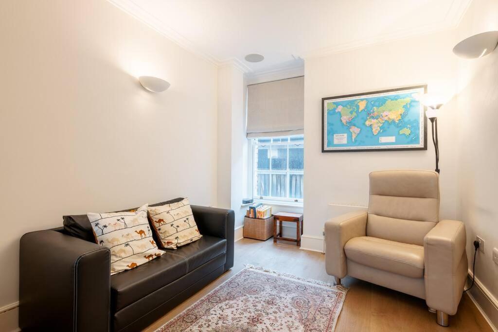 Spacious, Bright & Cosy ~ Ideal Victoria Location! Villa London Eksteriør billede